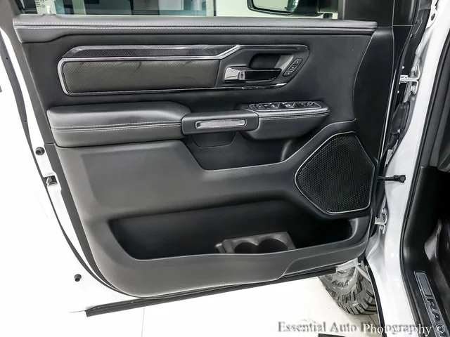 SEMINUEVOS RAM 1500 a Estados en autogozo