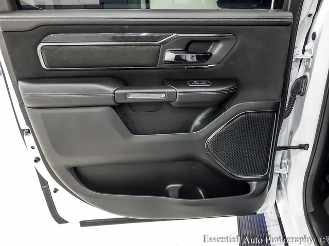 SEMINUEVOS RAM 1500 a Estados en autogozo