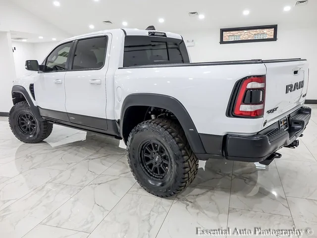 SEMINUEVOS RAM 1500 a Estados en autogozo