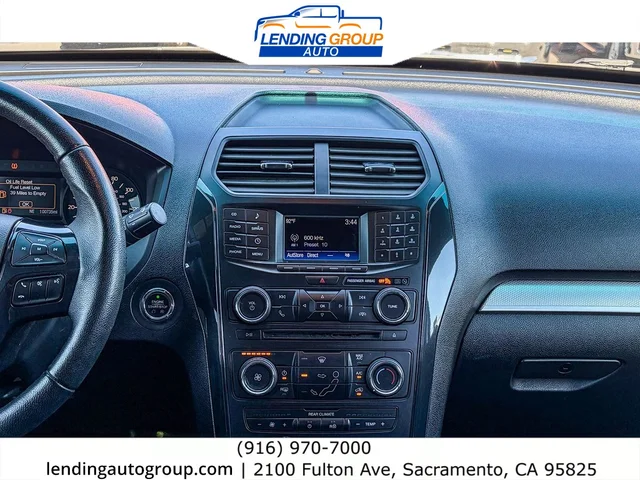 SEMINUEVOS FORD Explorer at Lending Group Auto in Sacramento