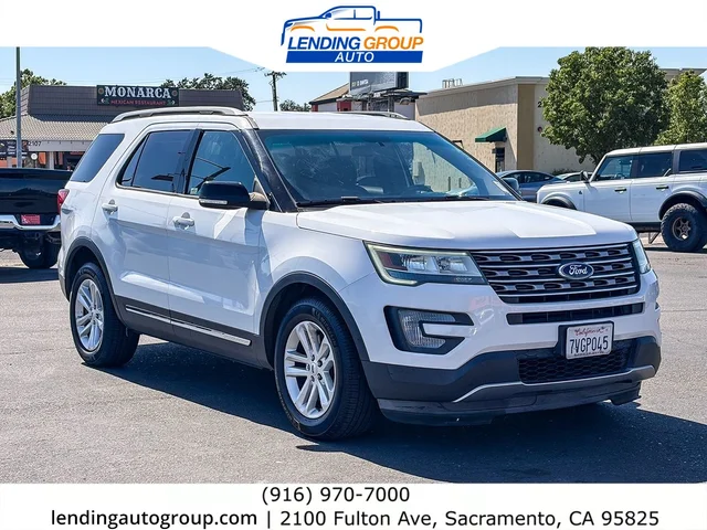 SEMINUEVOS FORD Explorer at Lending Group Auto in Sacramento