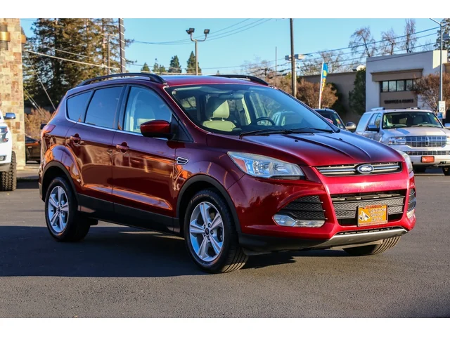 SEMINUEVOS FORD Escape at Lending Group Auto in Sacramento