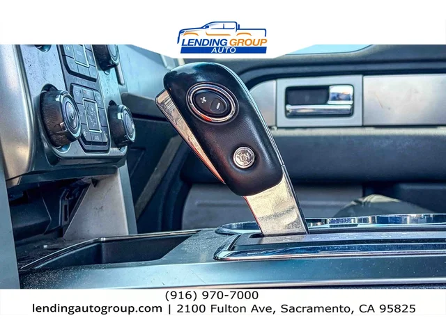 SEMINUEVOS FORD F-150 at Lending Group Auto in Sacramento