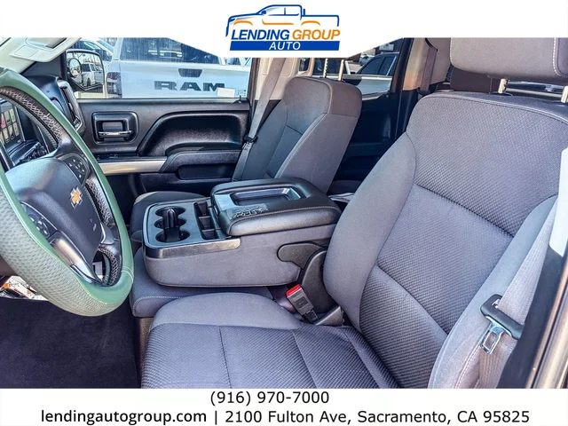 SEMINUEVOS CHEVROLET Silverado 1500 at Lending Group Auto in Sacramento