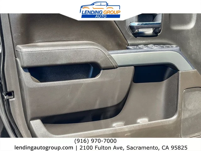SEMINUEVOS CHEVROLET Silverado 1500 at Lending Group Auto in Sacramento