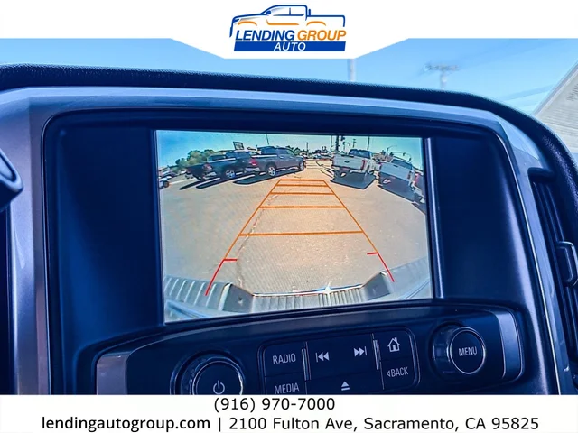 SEMINUEVOS CHEVROLET Silverado 1500 at Lending Group Auto in Sacramento