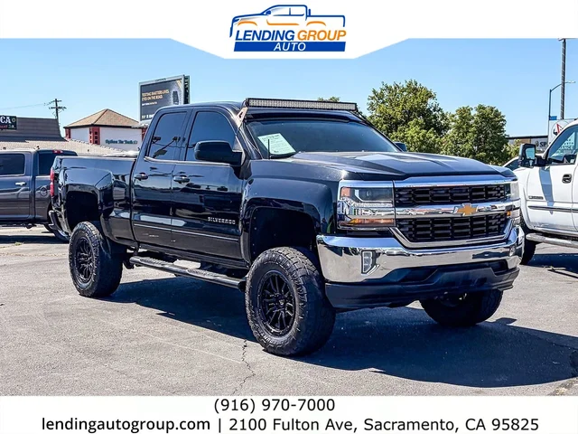 SEMINUEVOS CHEVROLET Silverado 1500 at Lending Group Auto in Sacramento