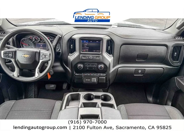 SEMINUEVOS CHEVROLET Silverado 1500 LTD at Lending Group Auto in Sacramento