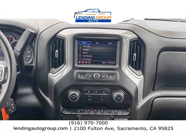 SEMINUEVOS CHEVROLET Silverado 1500 LTD at Lending Group Auto in Sacramento