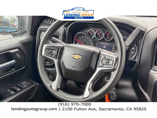 SEMINUEVOS CHEVROLET Silverado 1500 LTD at Lending Group Auto in Sacramento