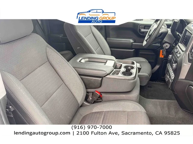 SEMINUEVOS CHEVROLET Silverado 1500 LTD at Lending Group Auto in Sacramento