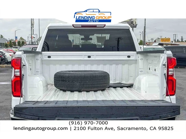 SEMINUEVOS CHEVROLET Silverado 1500 LTD at Lending Group Auto in Sacramento