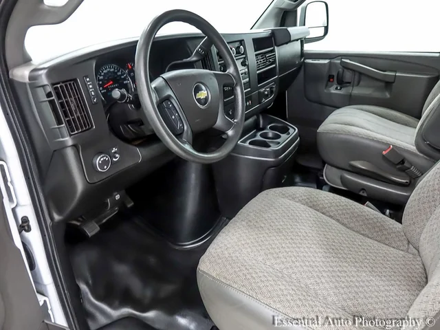 SEMINUEVOS CHEVROLET Express Cargo Van a Estados en autogozo