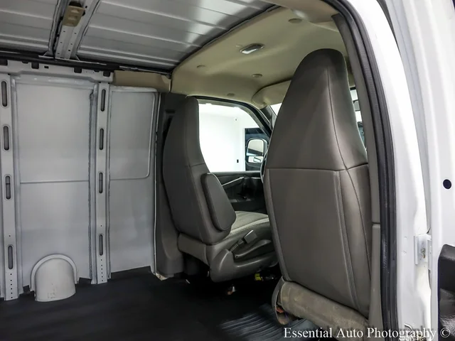 SEMINUEVOS CHEVROLET Express Cargo Van a Estados en autogozo