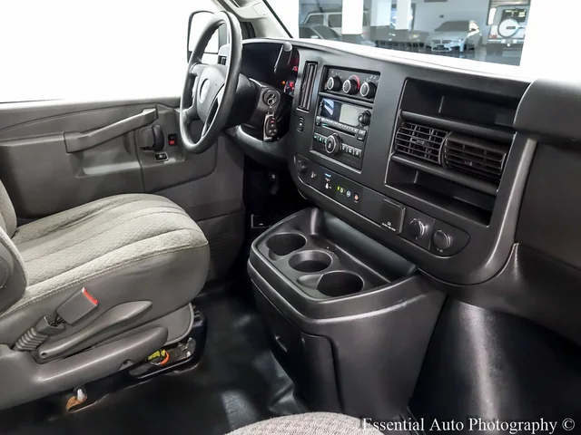 SEMINUEVOS CHEVROLET Express Cargo Van a Estados en autogozo