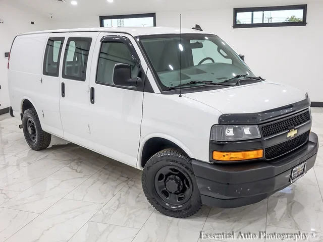SEMINUEVOS CHEVROLET Express Cargo Van a Estados en autogozo