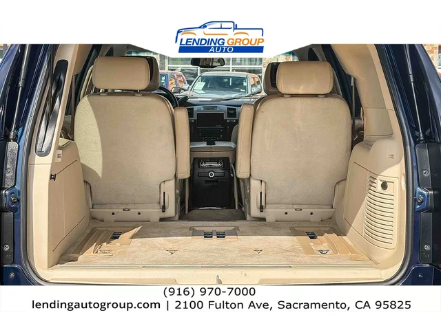 SEMINUEVOS CADILLAC Escalade at Lending Group Auto in Sacramento