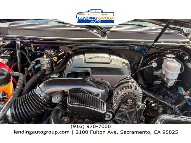SEMINUEVOS CADILLAC Escalade at Lending Group Auto in Sacramento