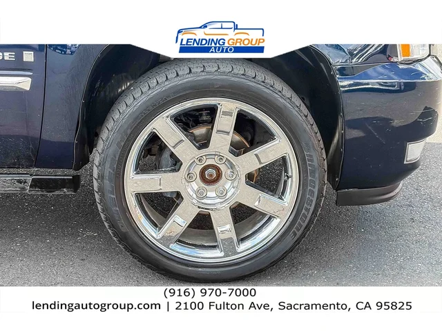 SEMINUEVOS CADILLAC Escalade at Lending Group Auto in Sacramento