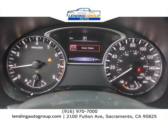 SEMINUEVOS NISSAN Altima at Lending Group Auto in Sacramento