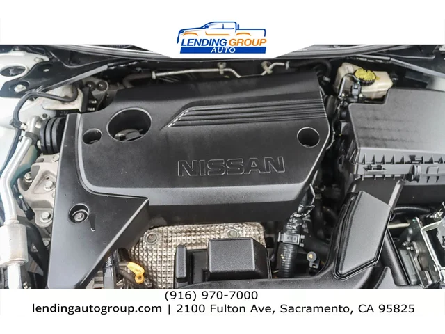 SEMINUEVOS NISSAN Altima at Lending Group Auto in Sacramento