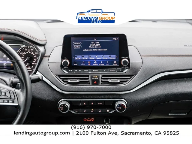 SEMINUEVOS NISSAN Altima at Lending Group Auto in Sacramento