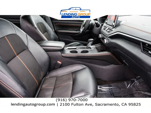 SEMINUEVOS NISSAN Altima at Lending Group Auto in Sacramento