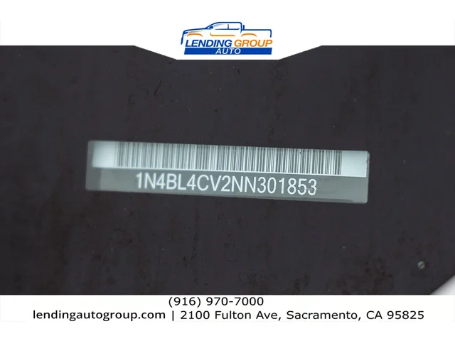 SEMINUEVOS NISSAN Altima at Lending Group Auto in Sacramento