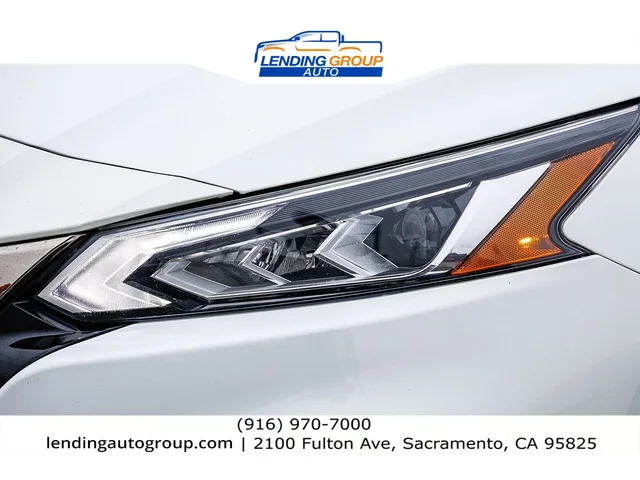 SEMINUEVOS NISSAN Altima at Lending Group Auto in Sacramento