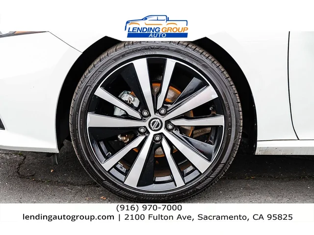 SEMINUEVOS NISSAN Altima at Lending Group Auto in Sacramento