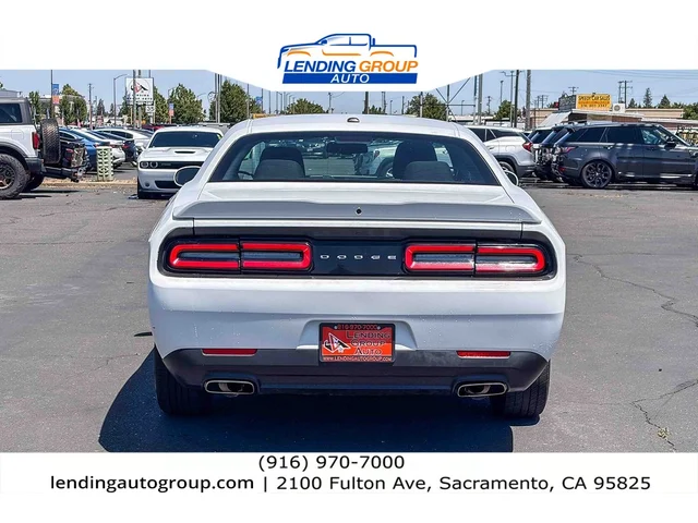 SEMINUEVOS DODGE Challenger a Estados en autogozo