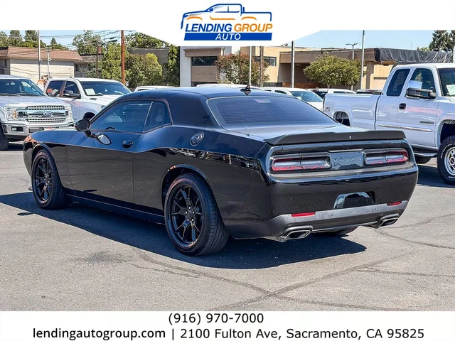 SEMINUEVOS DODGE Challenger a Estados en autogozo
