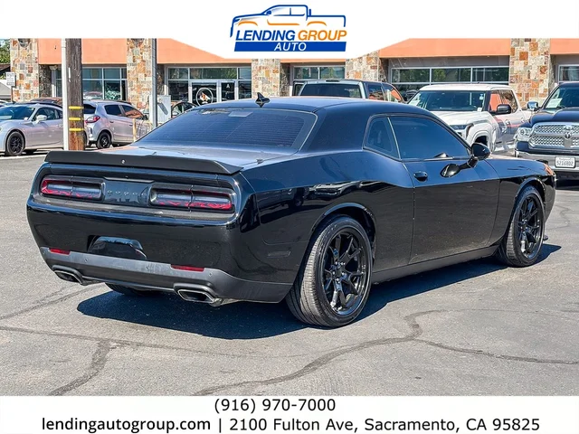 SEMINUEVOS DODGE Challenger a Estados en autogozo
