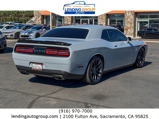 SEMINUEVOS DODGE Challenger a Estados en autogozo