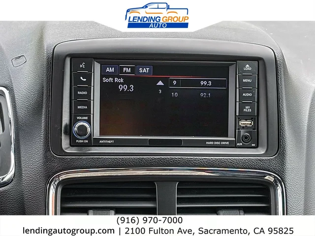 SEMINUEVOS DODGE Grand Caravan at Lending Group Auto in Sacramento