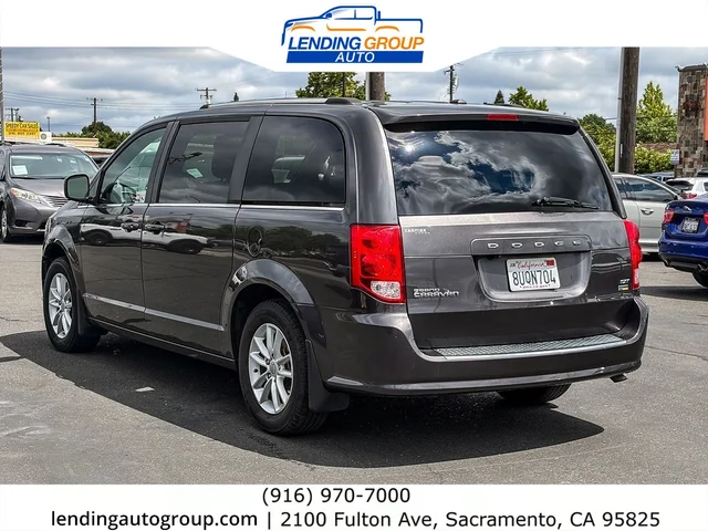 SEMINUEVOS DODGE Grand Caravan at Lending Group Auto in Sacramento