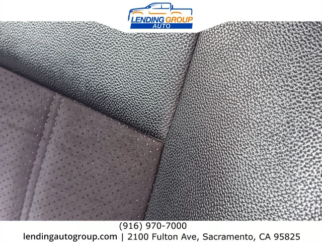 SEMINUEVOS DODGE Grand Caravan at Lending Group Auto in Sacramento