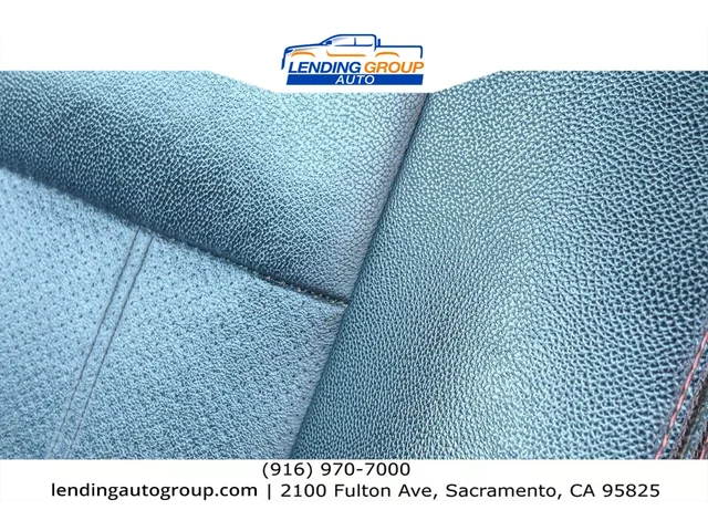 SEMINUEVOS DODGE Grand Caravan at Lending Group Auto in Sacramento