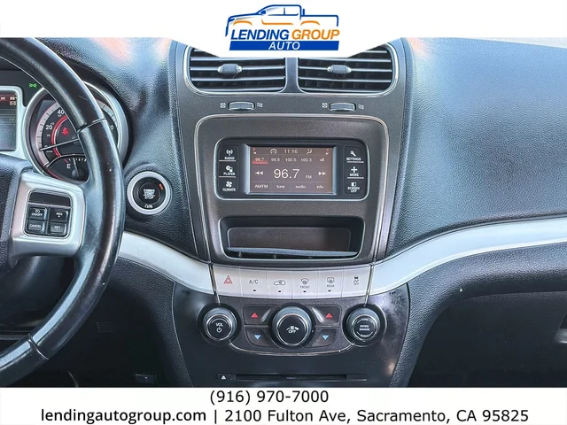 SEMINUEVOS DODGE Journey at Lending Group Auto in Sacramento