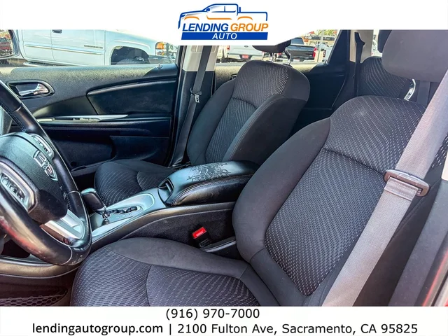 SEMINUEVOS DODGE Journey at Lending Group Auto in Sacramento