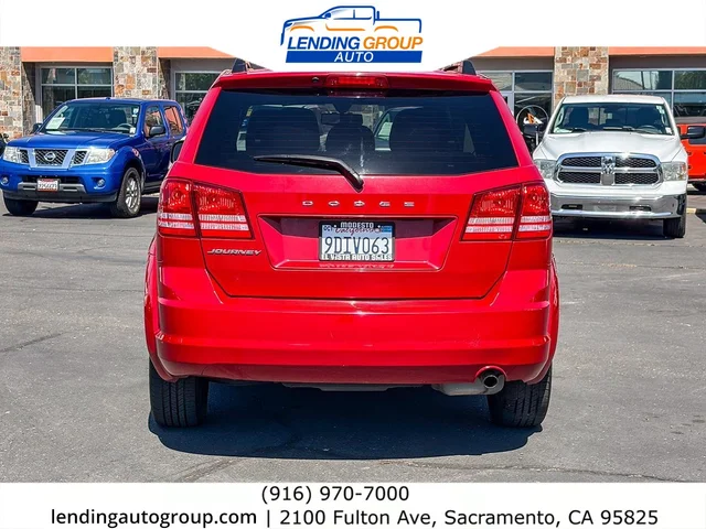 SEMINUEVOS DODGE Journey at Lending Group Auto in Sacramento