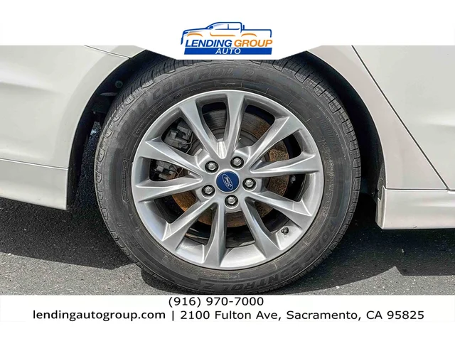 SEMINUEVOS FORD Fusion Energi at Lending Group Auto in Sacramento
