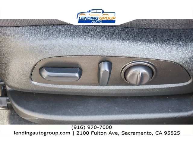 SEMINUEVOS CHEVROLET Equinox at Lending Group Auto in Sacramento