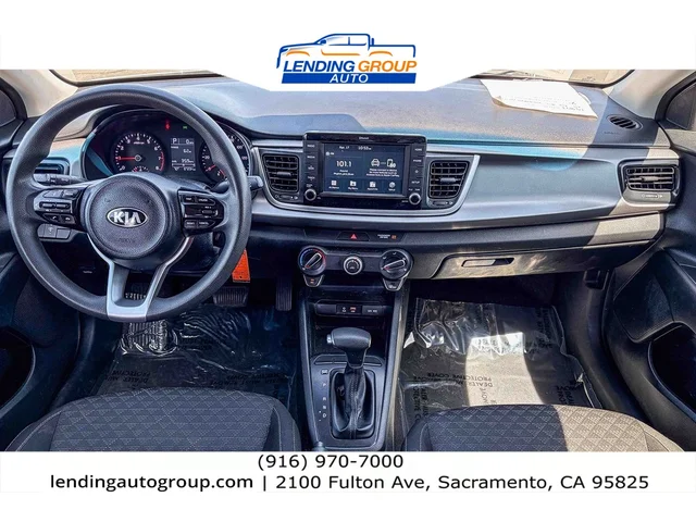 SEMINUEVOS KIA Rio at Lending Group Auto in Sacramento