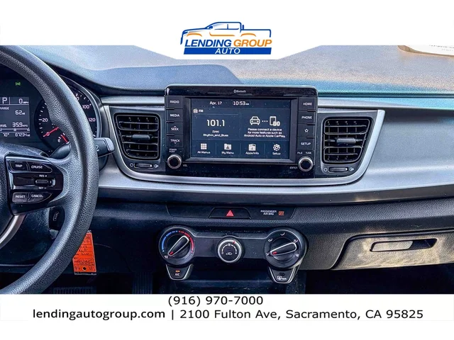 SEMINUEVOS KIA Rio at Lending Group Auto in Sacramento