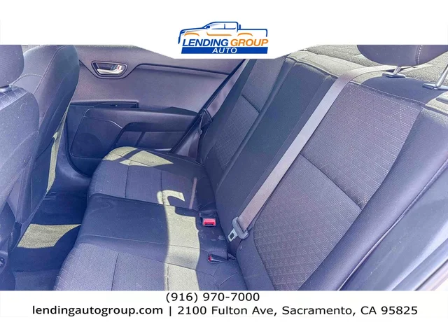 SEMINUEVOS KIA Rio at Lending Group Auto in Sacramento