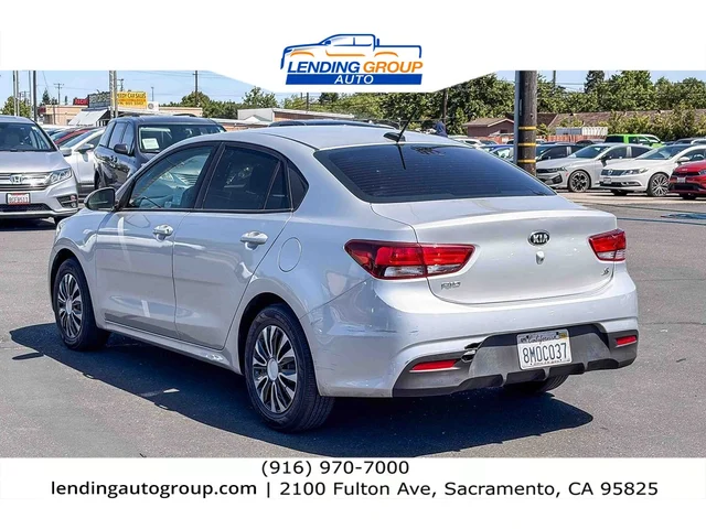 SEMINUEVOS KIA Rio at Lending Group Auto in Sacramento