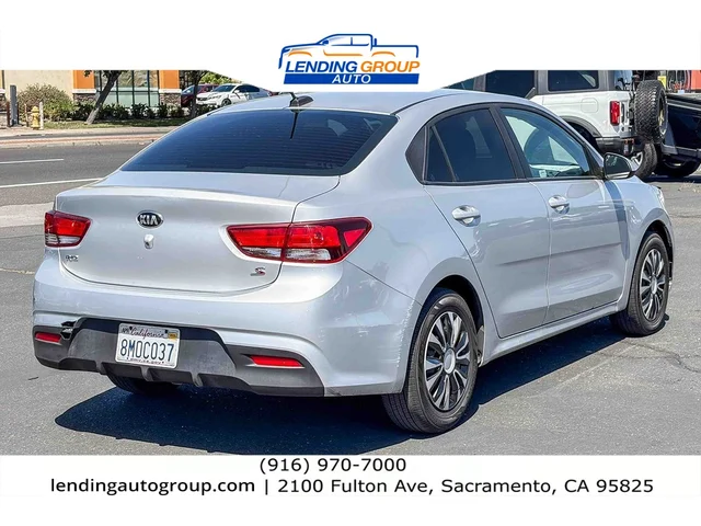 SEMINUEVOS KIA Rio at Lending Group Auto in Sacramento