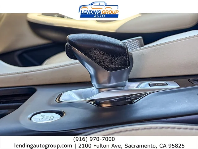 SEMINUEVOS INFINITI QX50 at Lending Group Auto in Sacramento