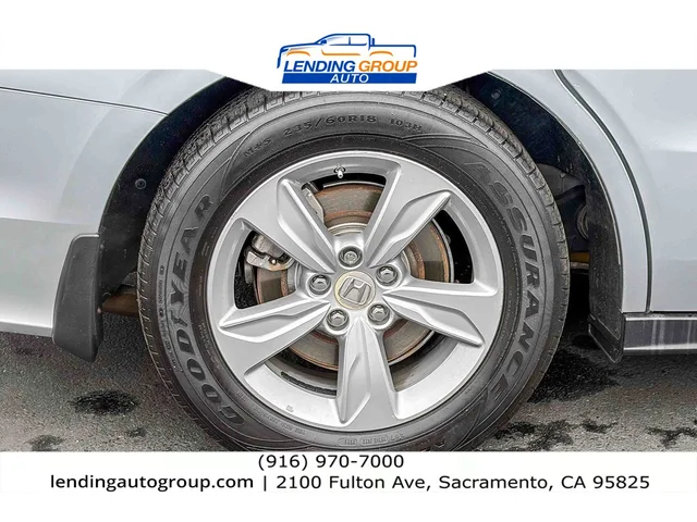 SEMINUEVOS HONDA Odyssey at Lending Group Auto in Sacramento